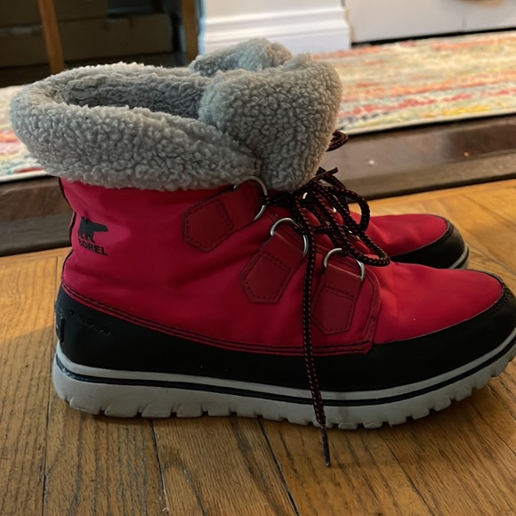sorel - boots - Picture 2 of 5